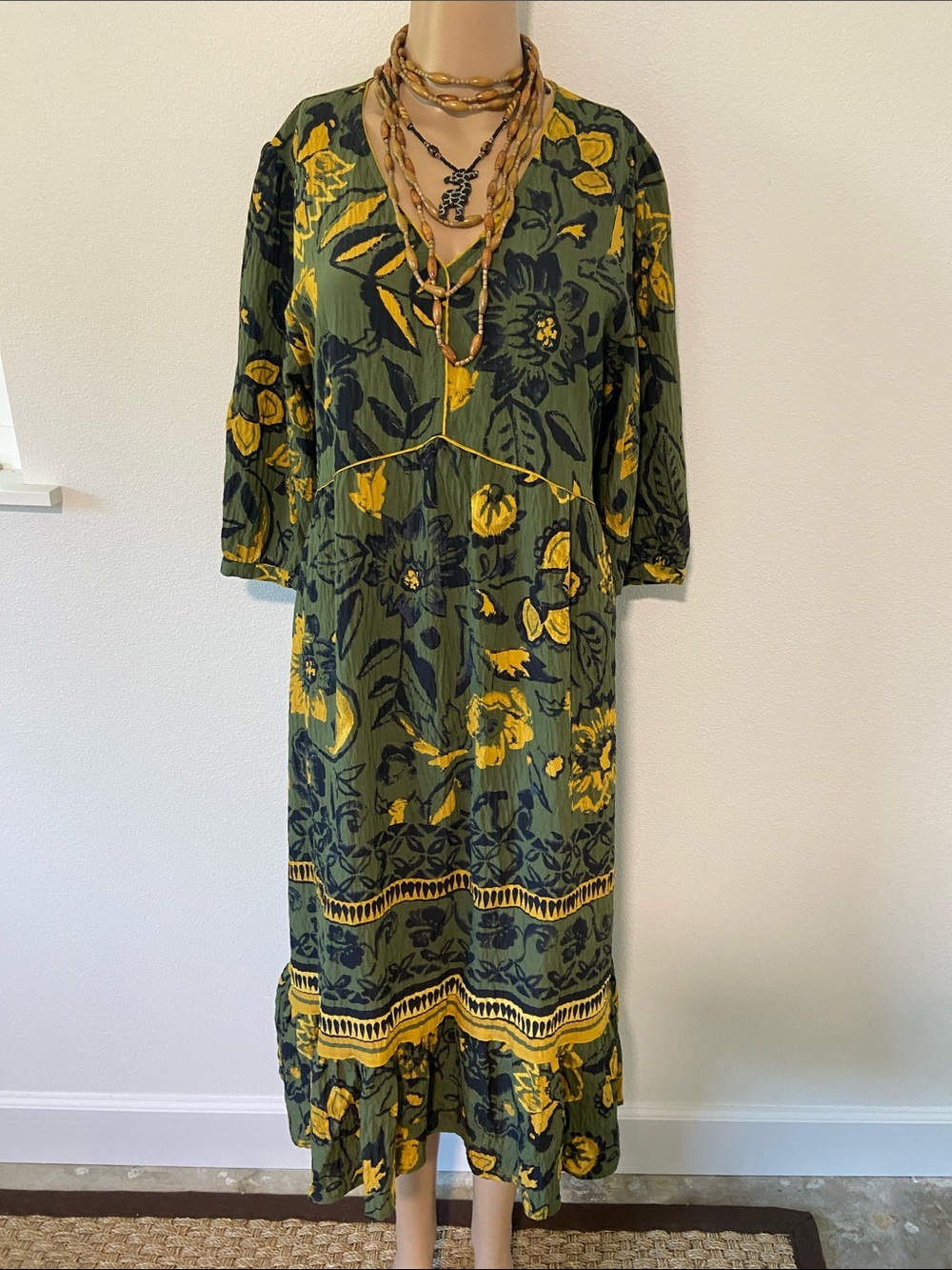 Figueroa & Flower Green Floral Midi Dress with Yellow Accents - Sz XL